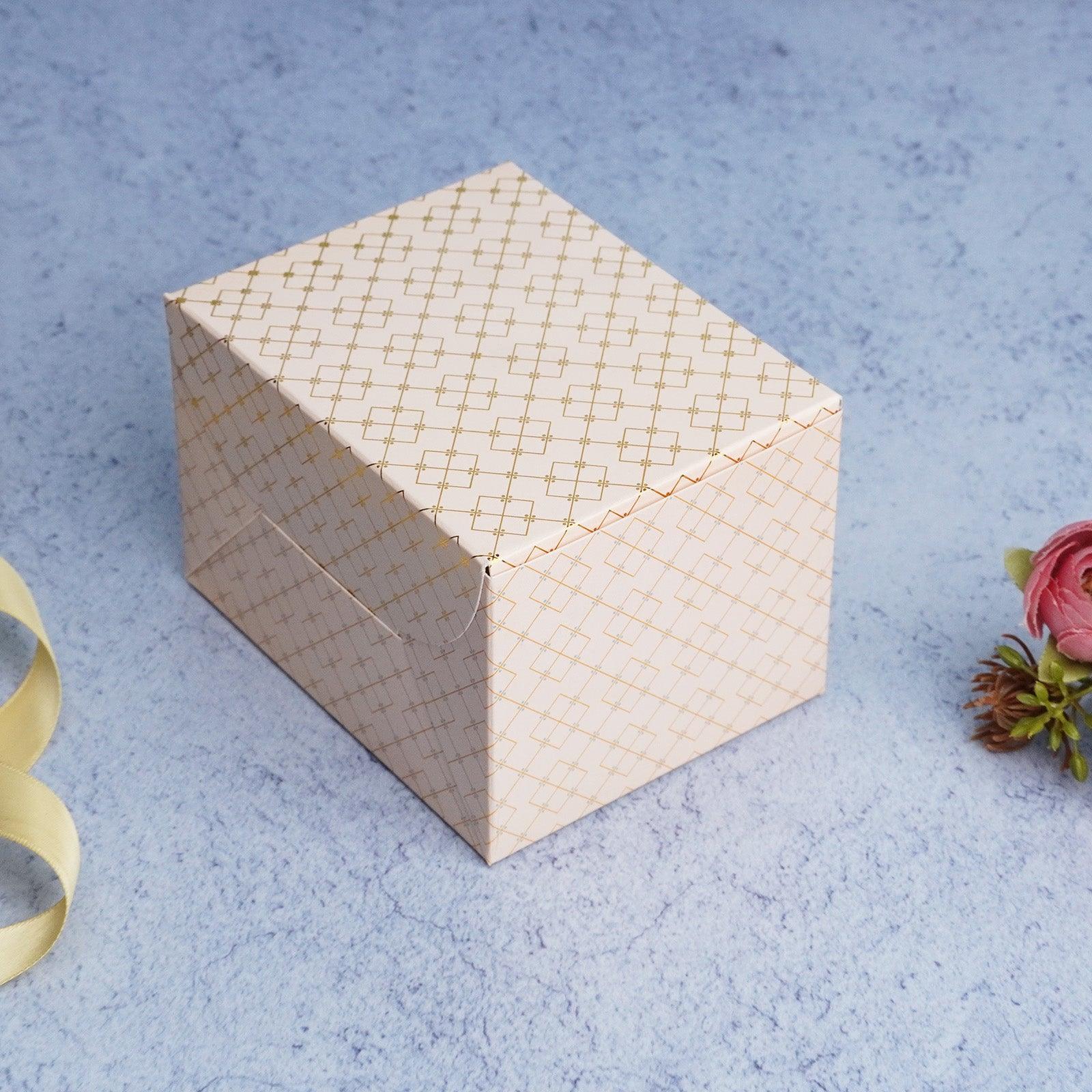 Cream Pattern Single Pastry Box