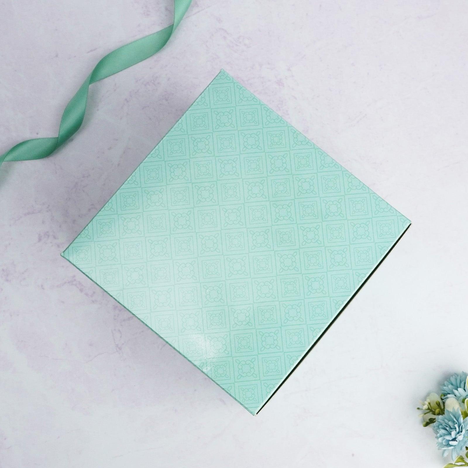 Mint Green Three Pastry Box