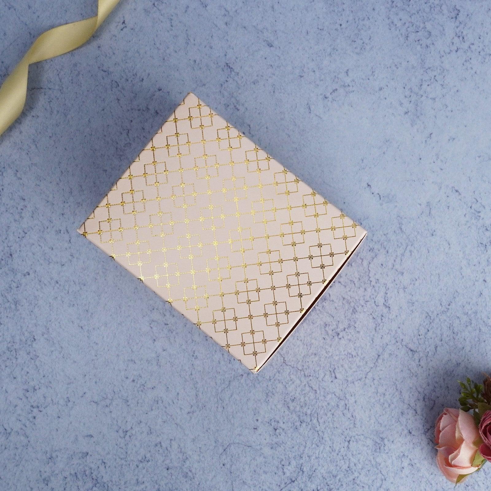 Cream Pattern Single Pastry Box