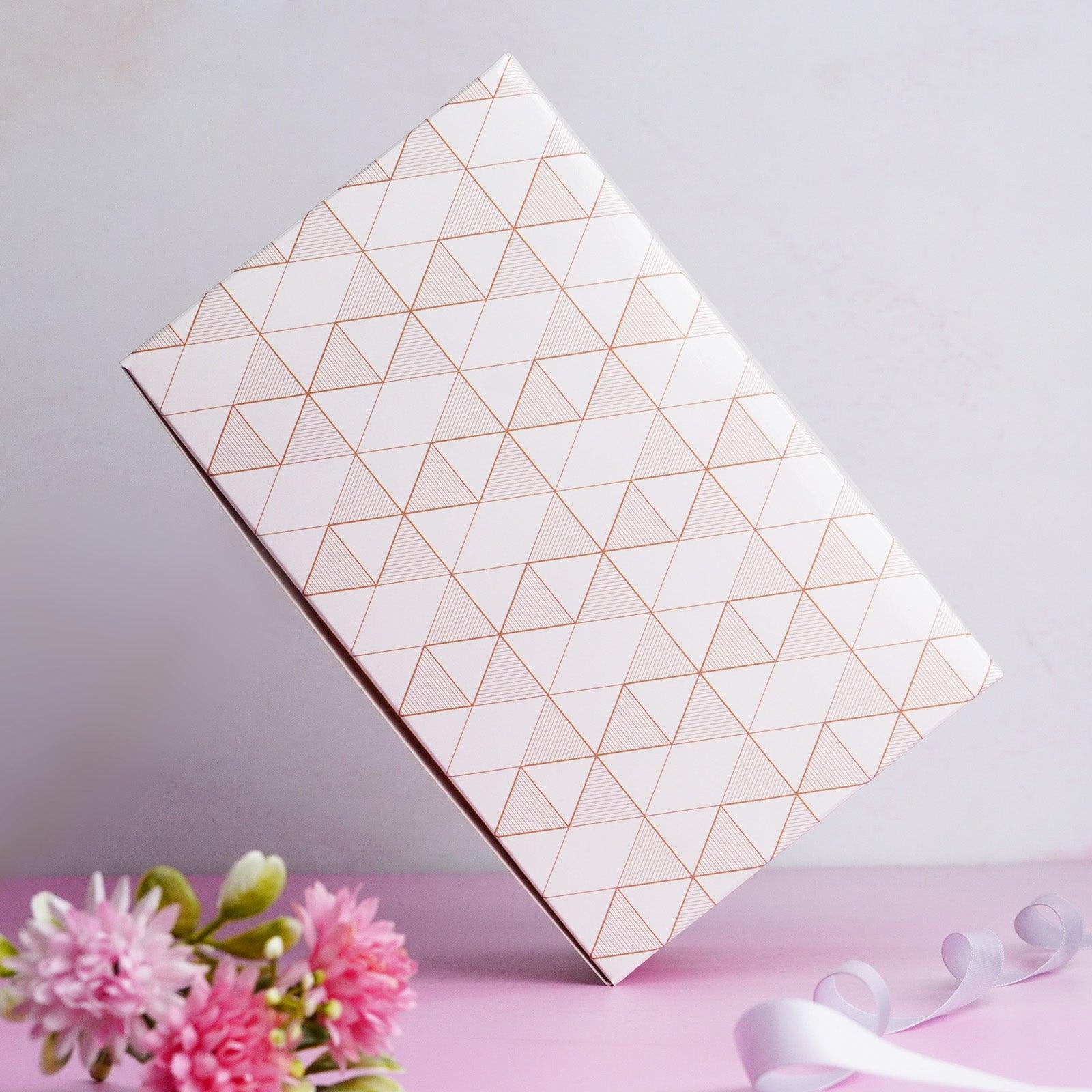 Geometric Pattern Pastry Box