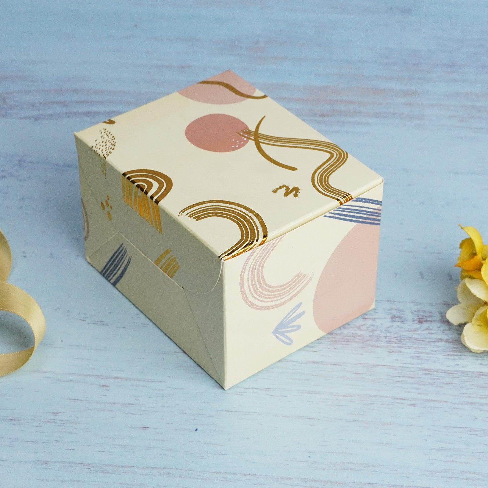 Gold Abstract Single Pastry Box