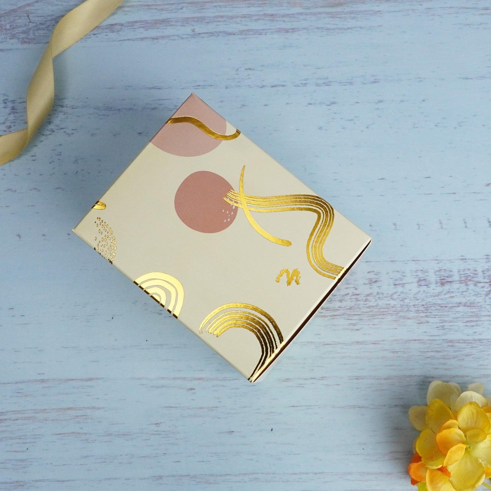 Gold Abstract Single Pastry Box