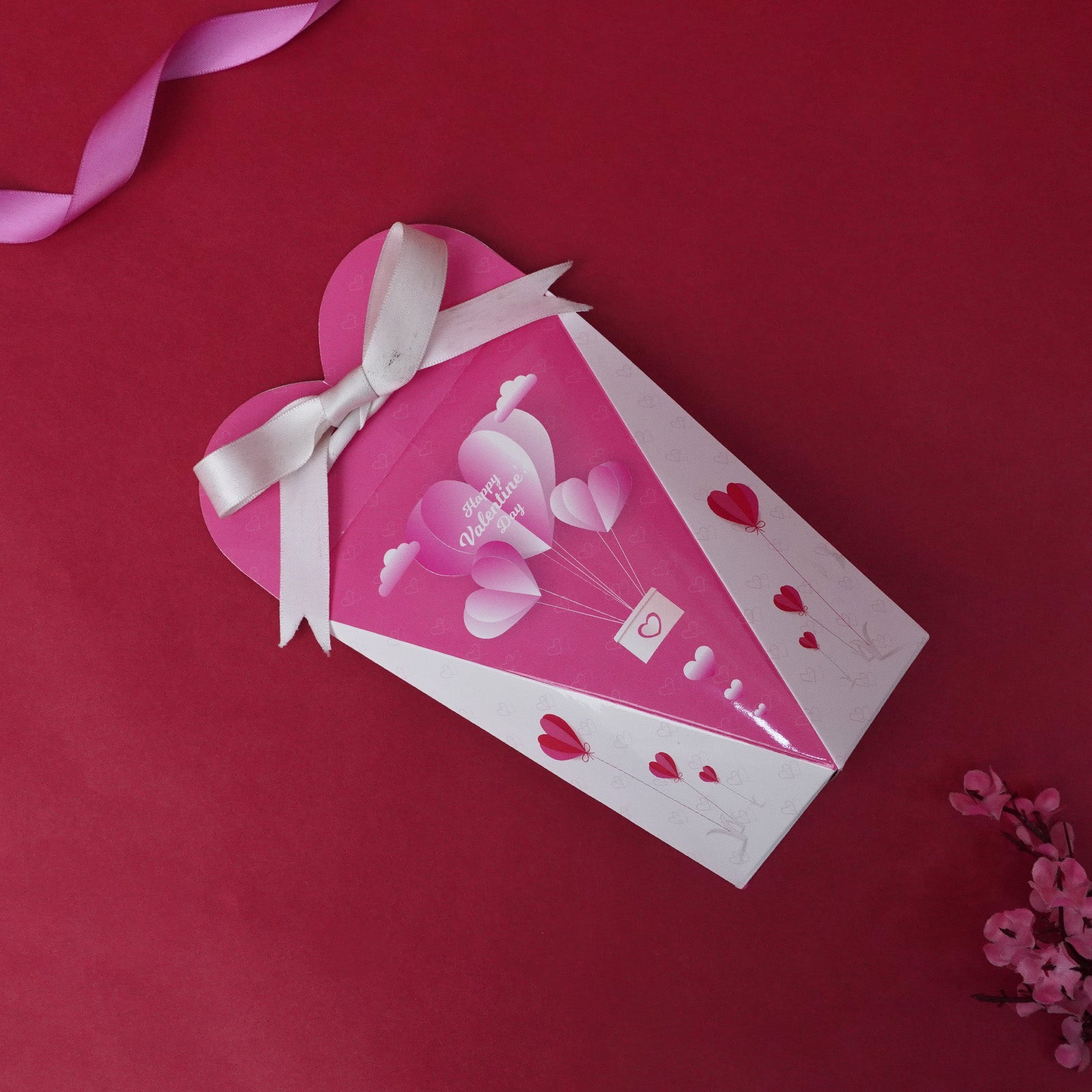 Valentine's Pouch Gift Box