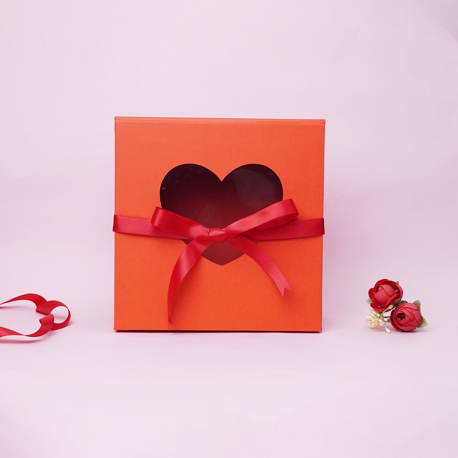 Red Valentine’s Medium Gift Box