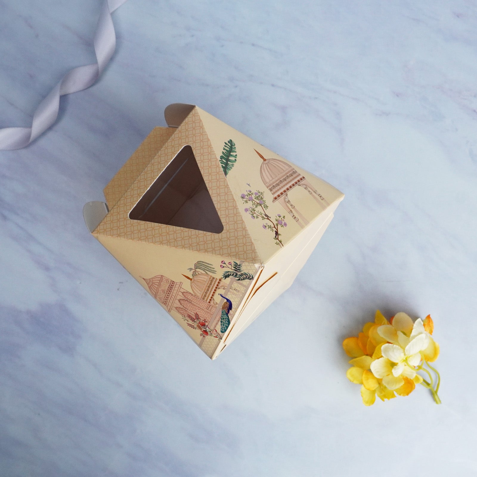 Traditional Polygonal Cookies Box